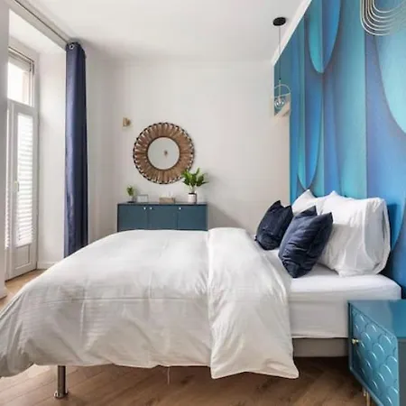 Deluxe Confort Avec Parking Prive דירה