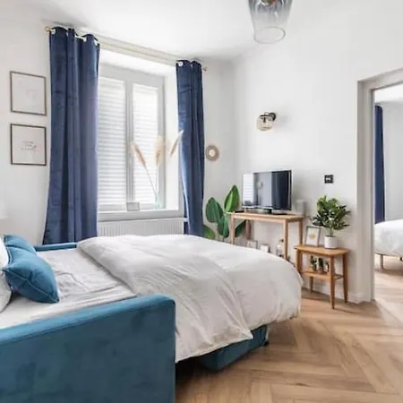 Deluxe Confort Avec Parking Prive דירה *