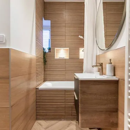 Deluxe Confort Avec Parking Prive Apartment