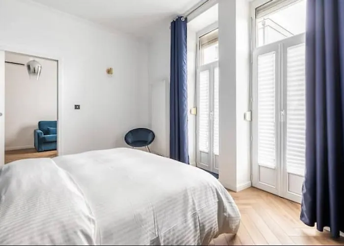 Apartamento Deluxe Centre Avec Parking Privé *