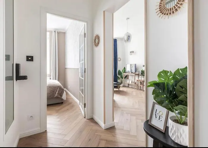 Deluxe Centre Avec Parking Privé Apartamento *